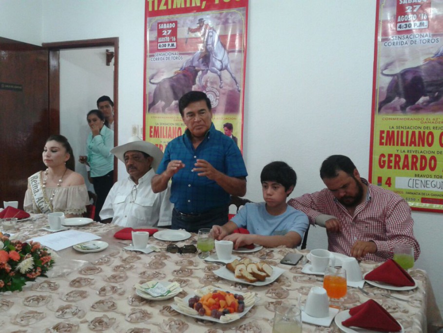 Anuncian cartel de corrida de toros en Tizimín Anuncian cartel de corrida de toros en Tizimín
