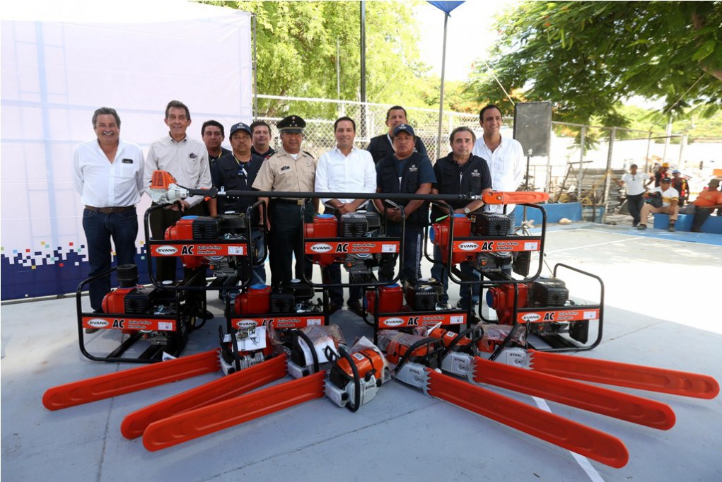 Protección civil Mérida recibe nuevo equipo Protección civil Mérida recibe nuevo equipo
