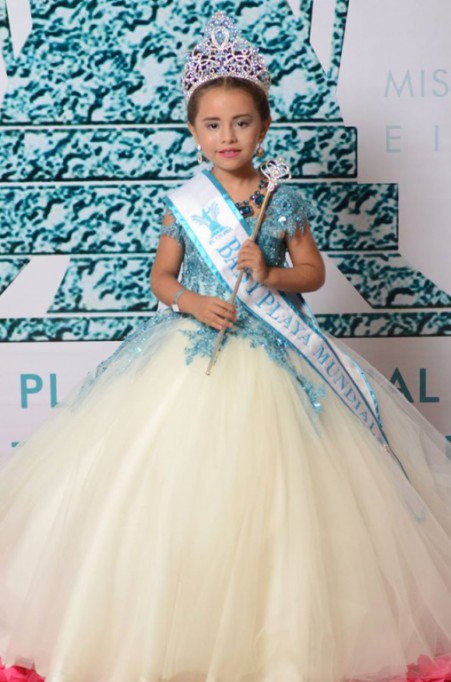 Niña vallisoletana gana concurso de belleza internacional Niña vallisoletana gana concurso de belleza internacional
