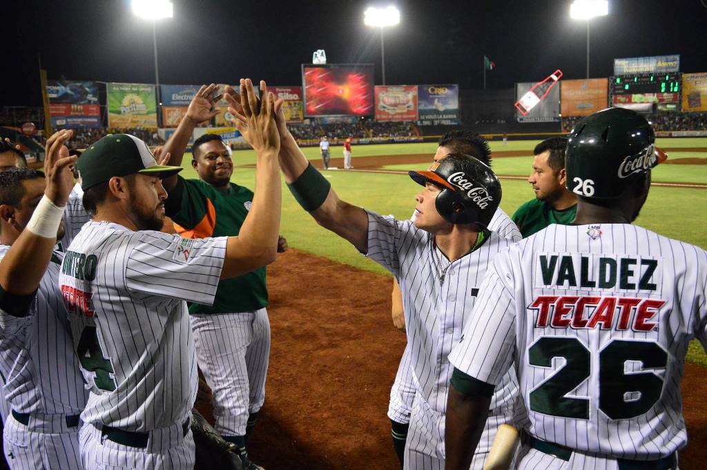 Escucha la Serie del Rey por Candela FM Escucha la Serie del Rey por Candela FM
