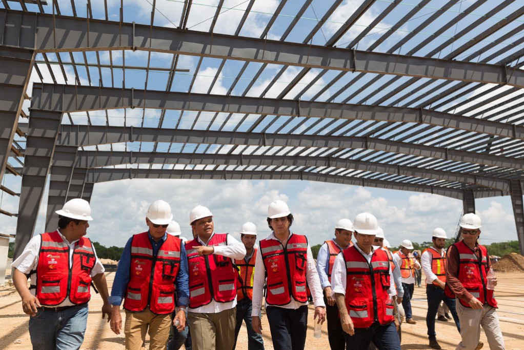 Avanza construcción de fábrica de envases Avanza construcción de fábrica de envases