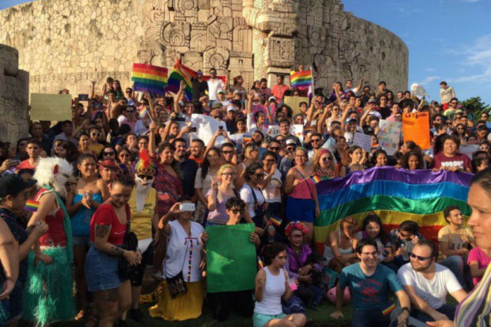 Besos por las Familias Diversas Besos por las Familias Diversas