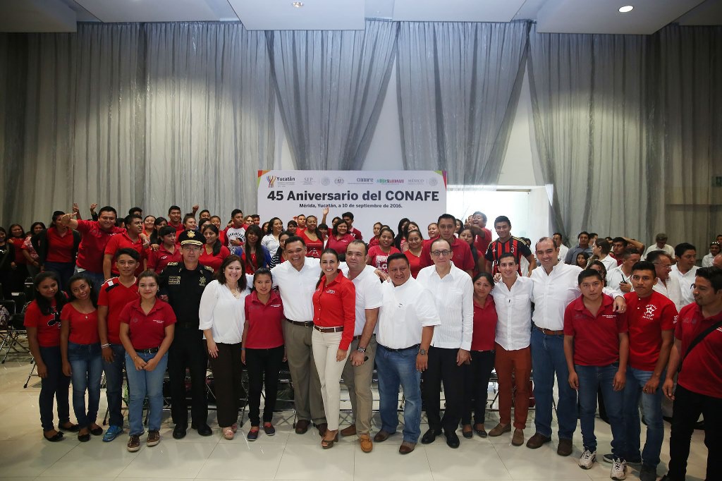 Conafe celebra su 45 aniversario Conafe celebra su 45 aniversario