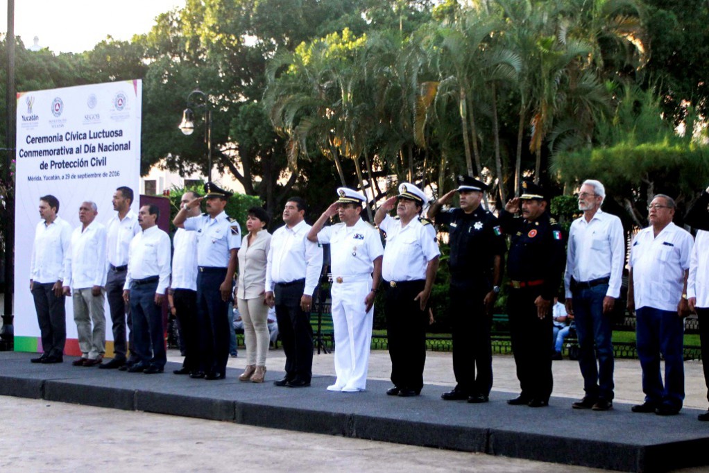 Conmemoran en Yucatán el sismo de 1985 Conmemoran en Yucatán el sismo de 1985