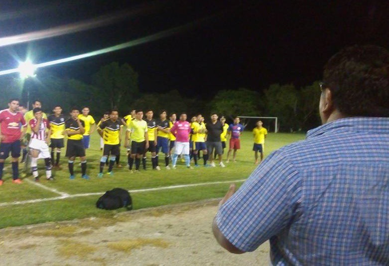 Dan patada inaugural de Copa Nocturna Sucilá 2016 Dan patada inaugural de Copa Nocturna Sucilá 2016