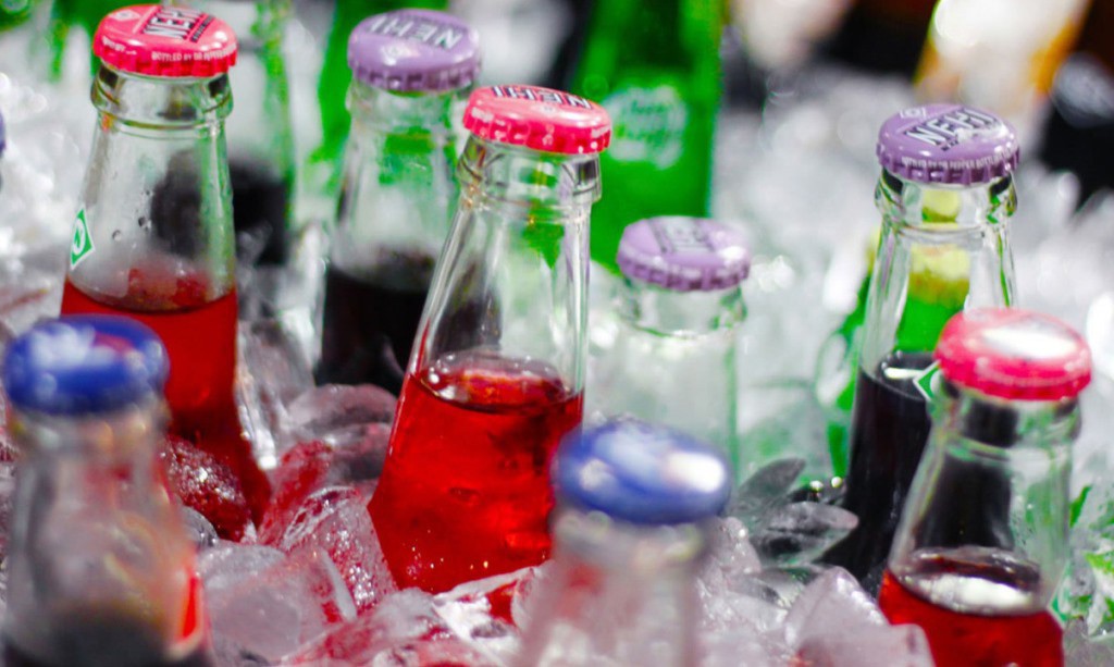 Proponen subir impuesto a bebidas azucaradas Proponen subir impuesto a bebidas azucaradas