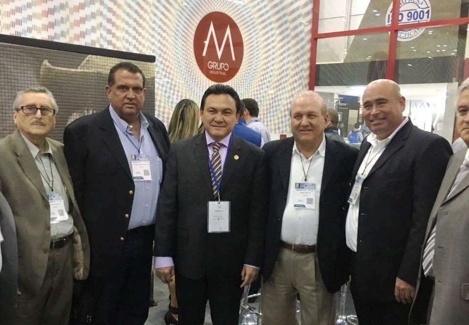 Reconocen trabajo de empresarios yucatecos Reconocen trabajo de empresarios yucatecos