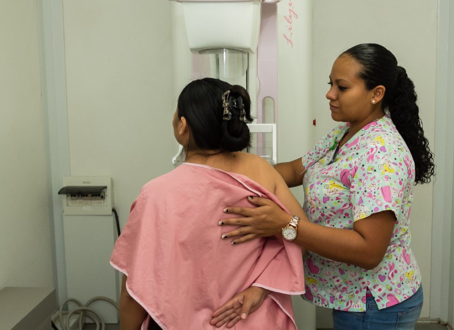Impulsan prevención del cáncer de mama Impulsan prevención del cáncer de mama