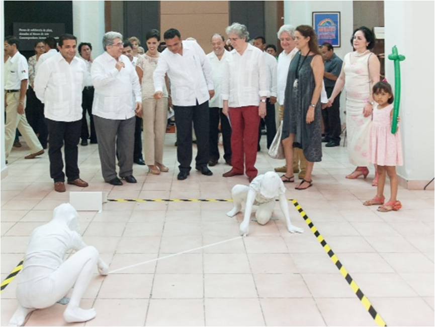 El Gobernador Rolando Zapata inaugura la exposición Julio- Septiembre del MACAY El Gobernador Rolando Zapata inaugura la exposición Julio- Septiembre del MACAY