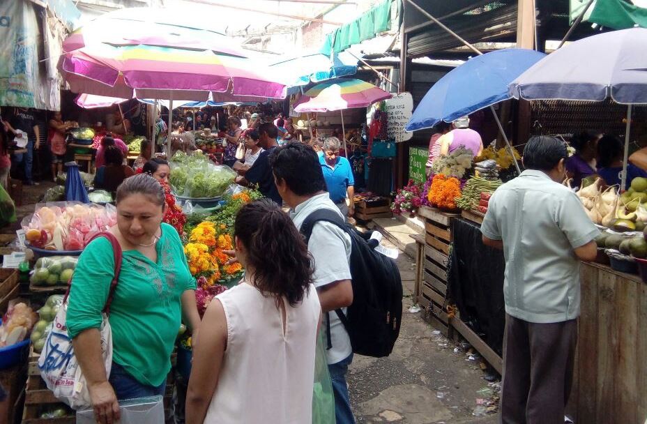 Olores y colores en los mercados de Mérida Olores y colores en los mercados de Mérida