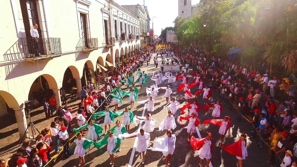 Todo listo para el desfile del domingo Todo listo para el desfile del domingo
