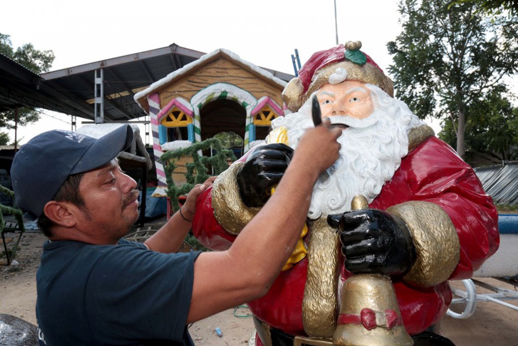 Con 1500 adornos navideños adornan a Mérida Con 1500 adornos navideños adornan a Mérida