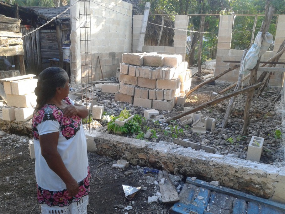 Otras familias tizimileñas podrían ser despojadas de sus casas Otras familias tizimileñas podrían ser despojadas de sus casas