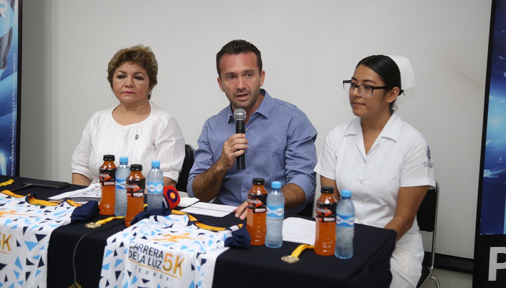 Presentan la Carrera de la Luz Presentan la Carrera de la Luz