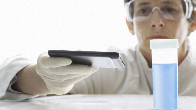 Existe la posibilidad de cargar tu teléfono inteligente con orina Existe la posibilidad de cargar tu teléfono inteligente con orina