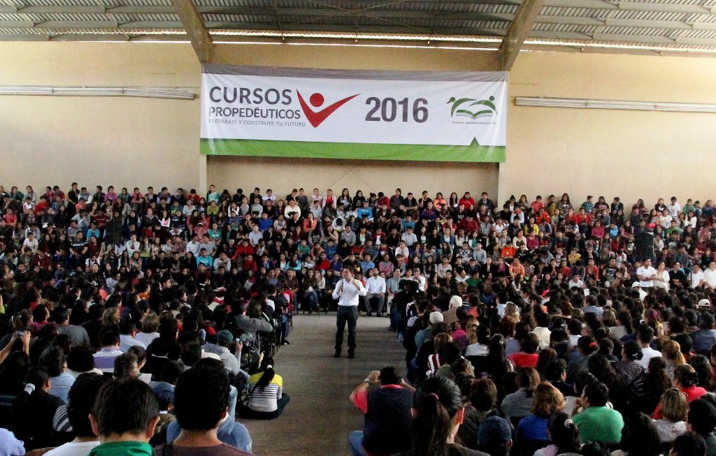 Cursos propedéuticos gratuitos para 3 mil jóvenes Cursos propedéuticos gratuitos para 3 mil jóvenes