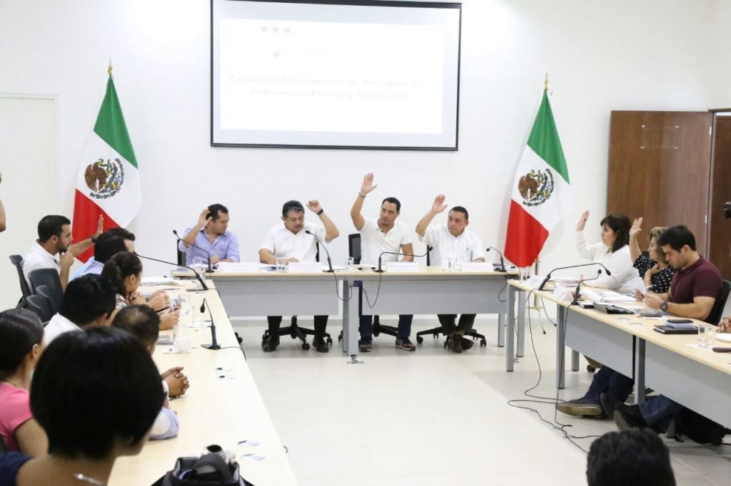 Se aprueba en comisión dictámenes del Paquete Fiscal Se aprueba en comisión dictámenes del Paquete Fiscal