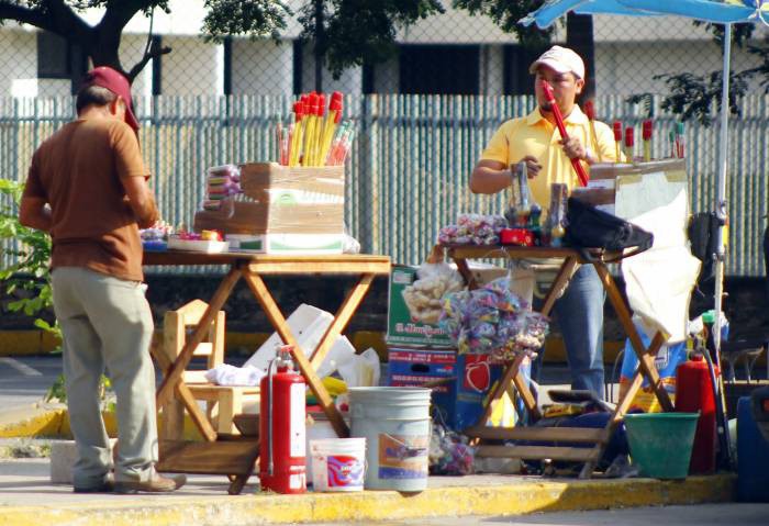 Vigilan venta de pirotecnia en Yucatán Vigilan venta de pirotecnia en Yucatán