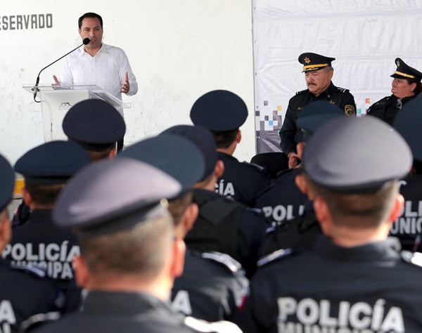 Pondrán en buena condición física Policías municipales Pondrán en buena condición física Policías municipales