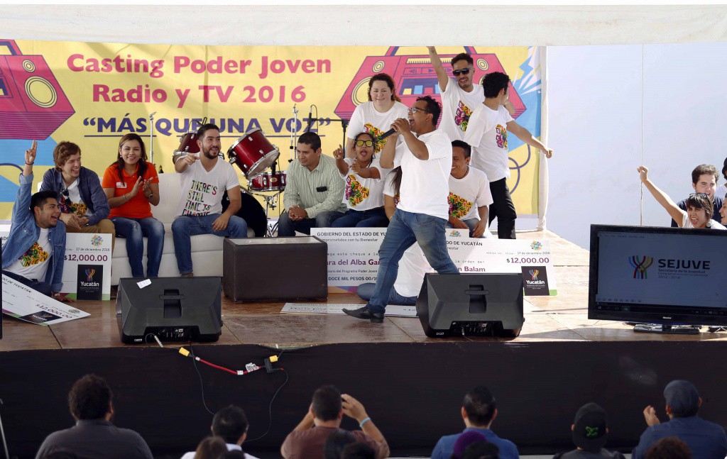 Seleccionan a la nueva generación Poder Joven Seleccionan a la nueva generación Poder Joven