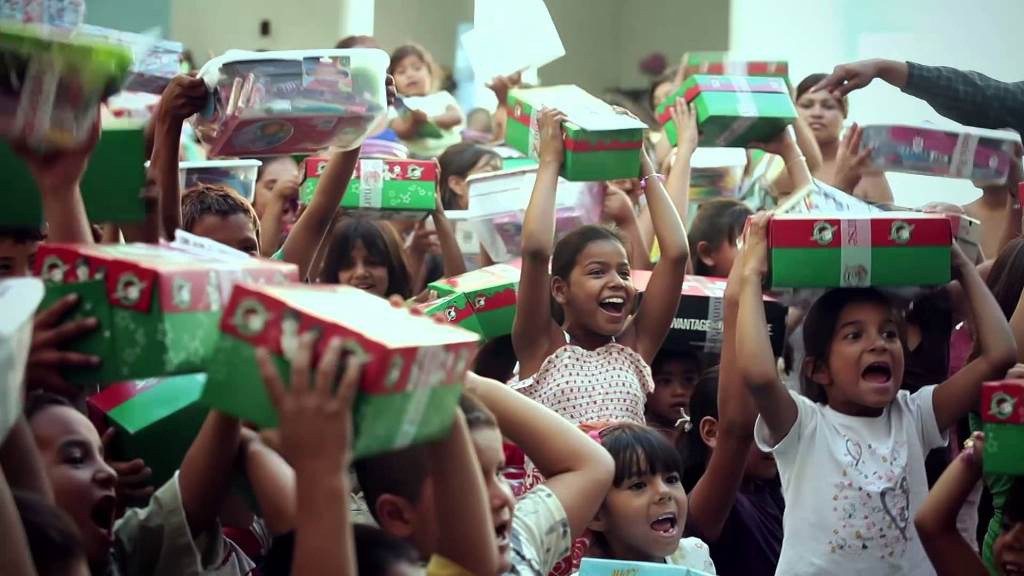 Niños esperan con ansia las fiestas decembrinas Niños esperan con ansia las fiestas decembrinas