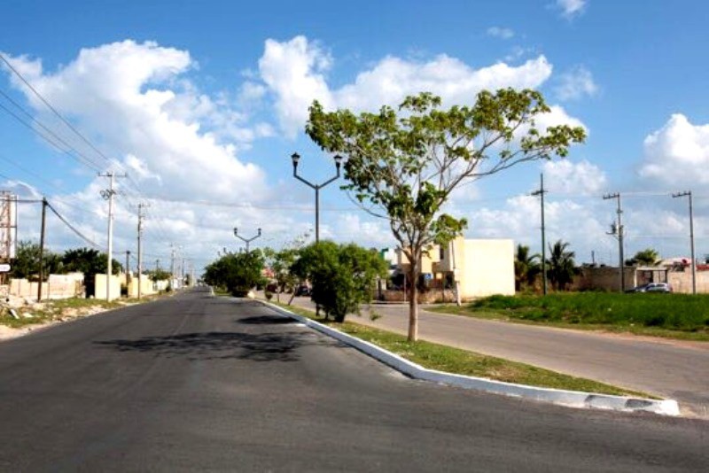 Inauguran la avenida 81 de Tixcacal Opichén 