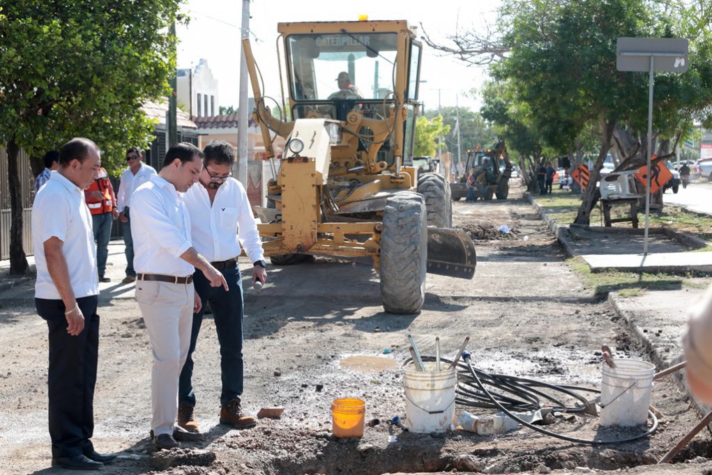 Supervisan obras en Reparto Granjas Supervisan obras en Reparto Granjas