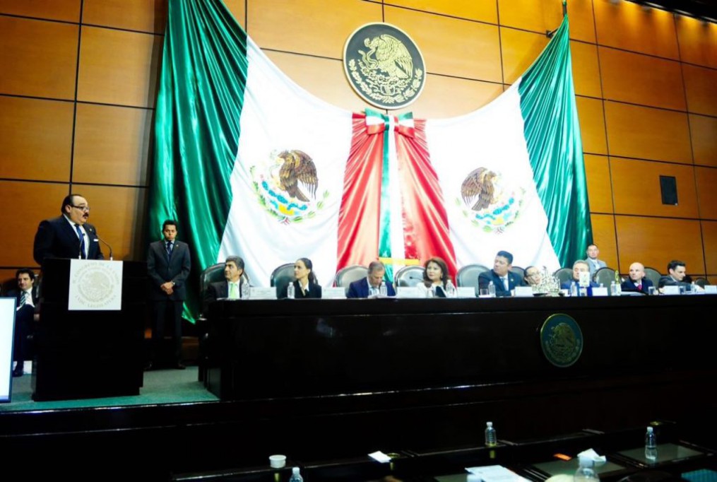 Presentan iniciativa para reducir legisladores plurinominales Presentan iniciativa para reducir legisladores plurinominales