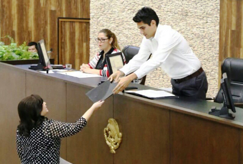 Proponen reducir un 50% el presupuesto de partidos políticos Proponen reducir un 50% el presupuesto de partidos políticos