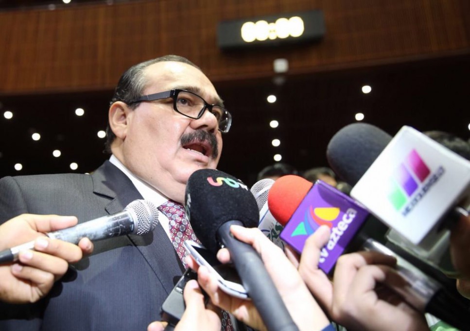 Buscan proteger a mexicanos en Estados Unidos Buscan proteger a mexicanos en Estados Unidos