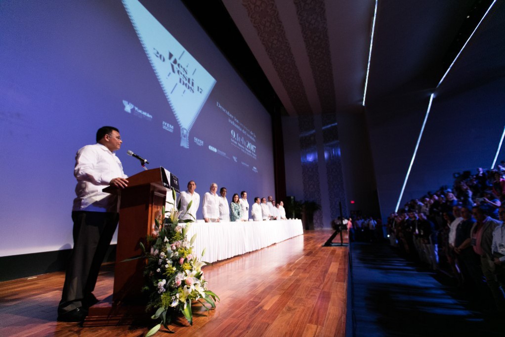 Inauguran Desvestidos 2017 Inauguran Desvestidos 2017