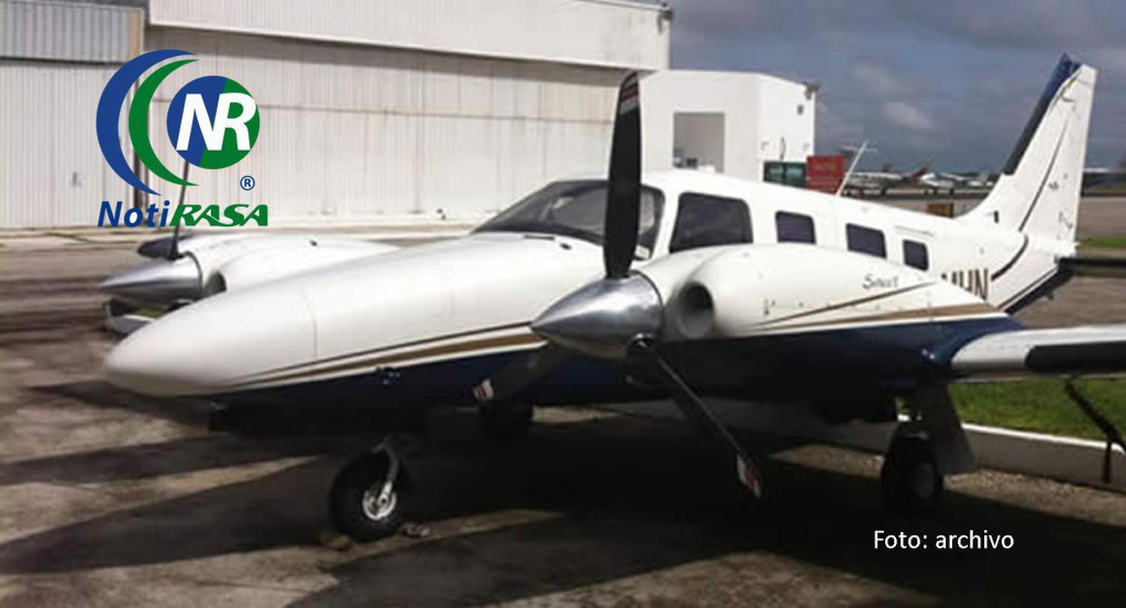 Avioneta con familia a bordo aterriza de emergencia en Kaua Avioneta con familia a bordo aterriza de emergencia en Kaua