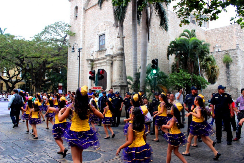 Cierre de calles por el Desfile de los Niños Cierre de calles por el Desfile de los Niños