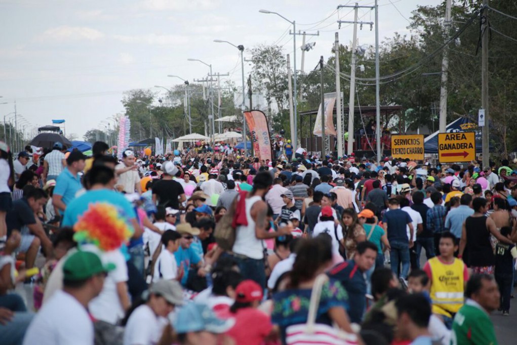 Más de medio millón de personas en Plaza Carnaval Más de medio millón de personas en Plaza Carnaval