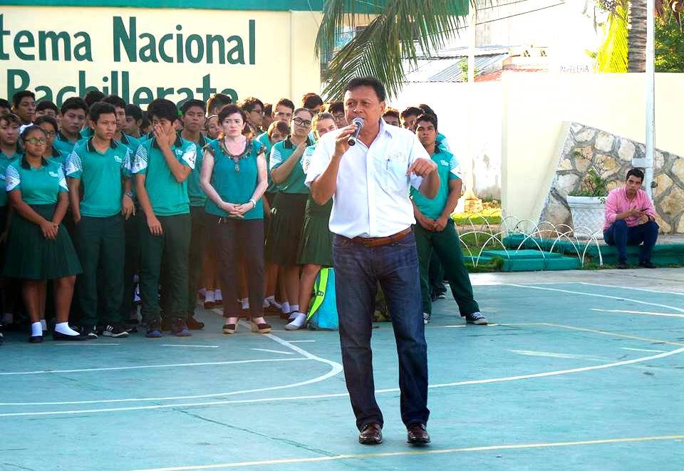 Acredita-Bach, tu prepa con un solo examen Acredita-Bach, tu prepa con un solo examen