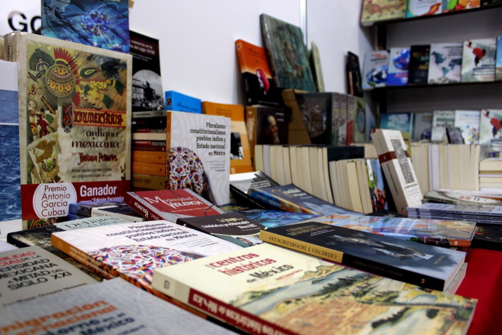 Cultur ofrecerá libros sobre cultura maya en la Filey Cultur ofrecerá libros sobre cultura maya en la Filey