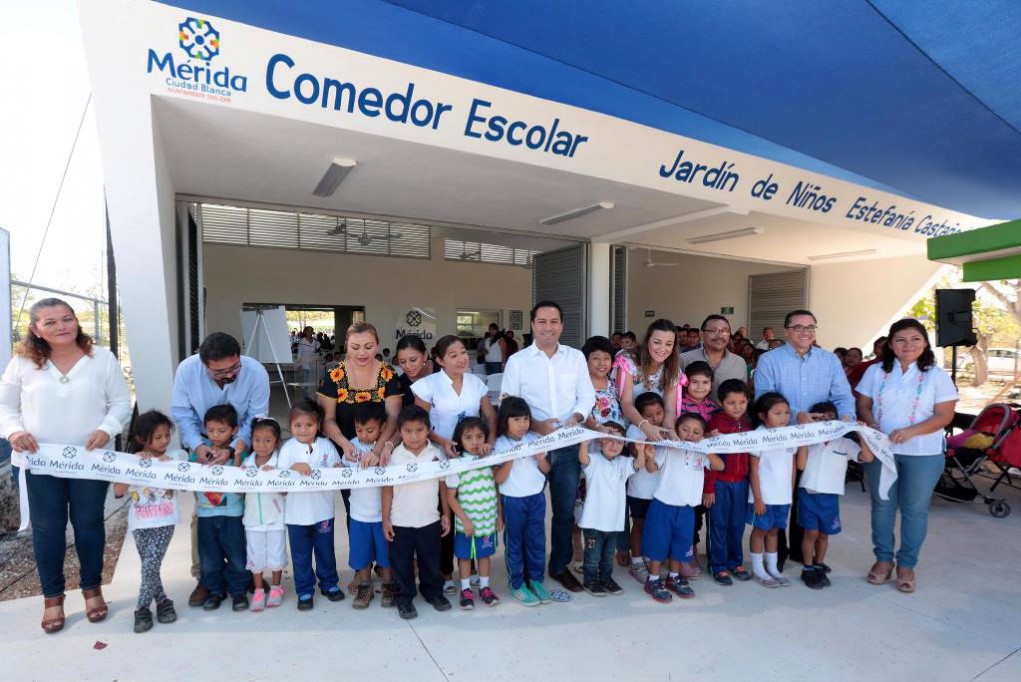 Inauguran comedor escolar en Molas Inauguran comedor escolar en Molas