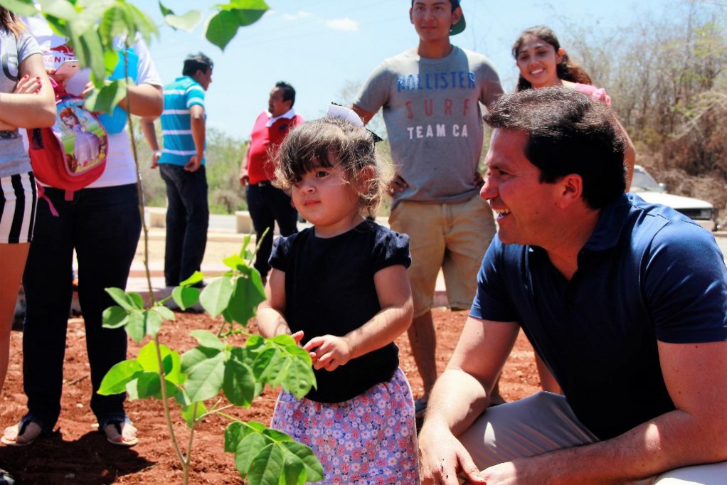 Reforestan espacios públicos en Sacalum Reforestan espacios públicos en Sacalum