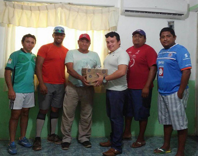 Arranca en Sucilá Liga Oriental de Béisbol Arranca en Sucilá Liga Oriental de Béisbol