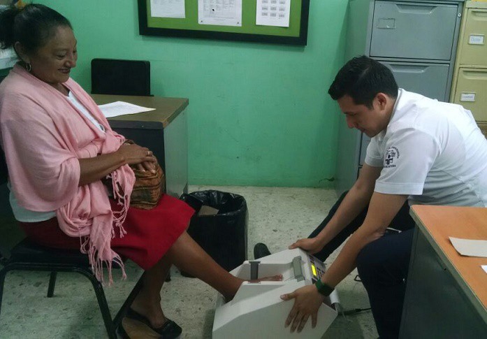 Atienden a pacientes sucileños con detección de osteoporosis Atienden a pacientes sucileños con detección de osteoporosis