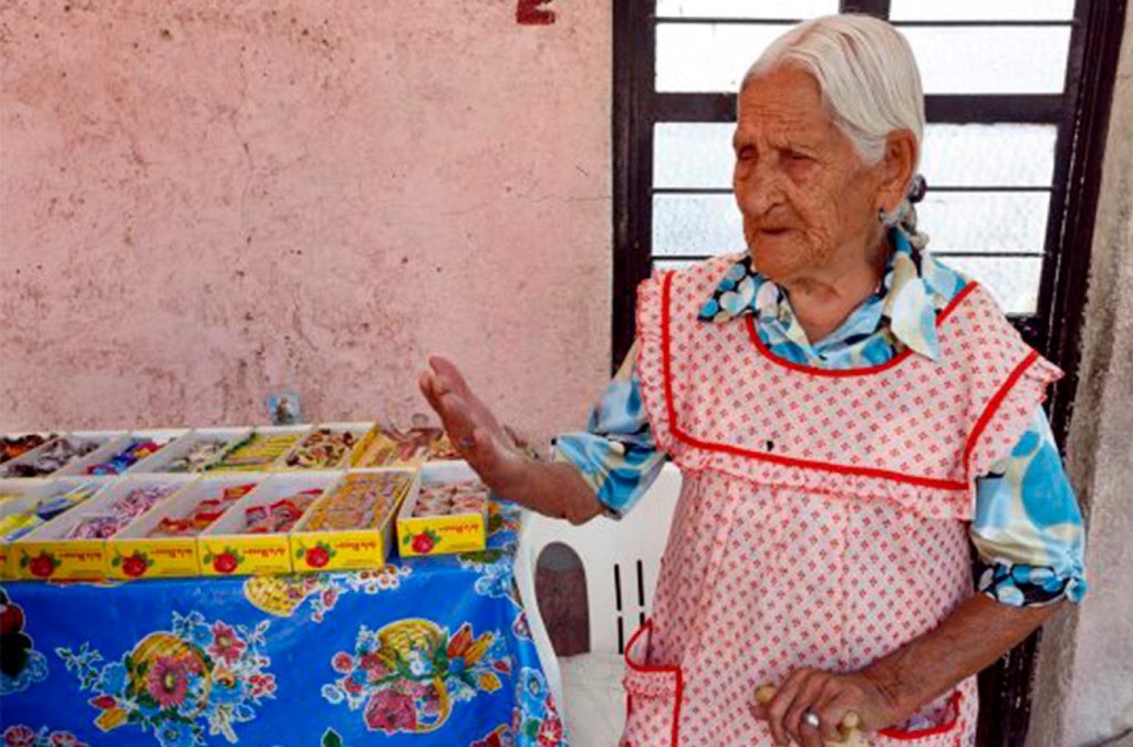Anciana se queda sin pensión por tener 116 años Anciana se queda sin pensión por tener 116 años