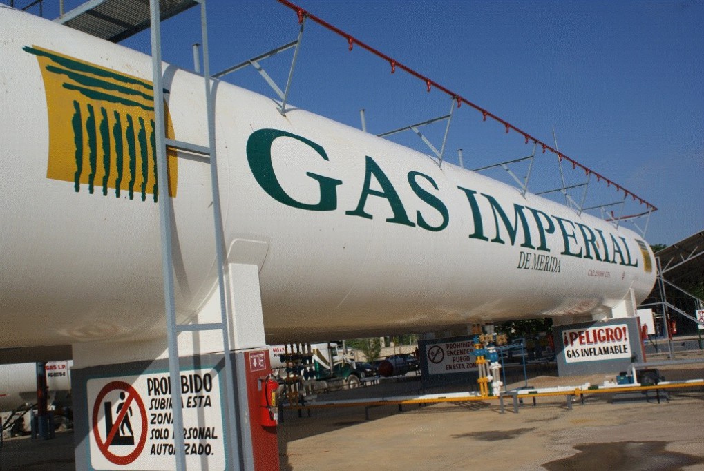 "Gas imperial" capacita para prevenir incendios "Gas imperial" capacita para prevenir incendios