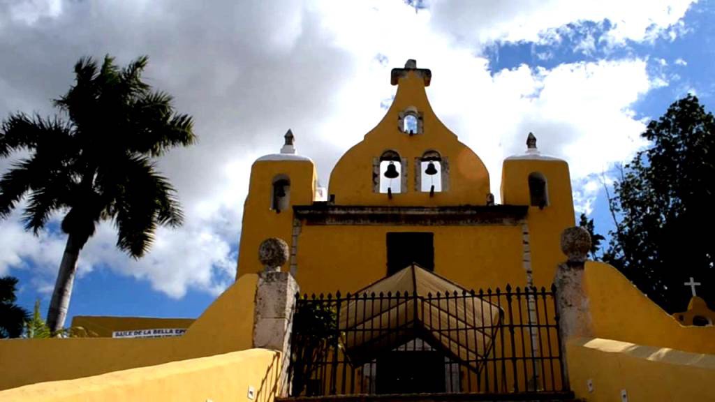 Roban en la Iglesia de la Ermita de Santa Isabel
