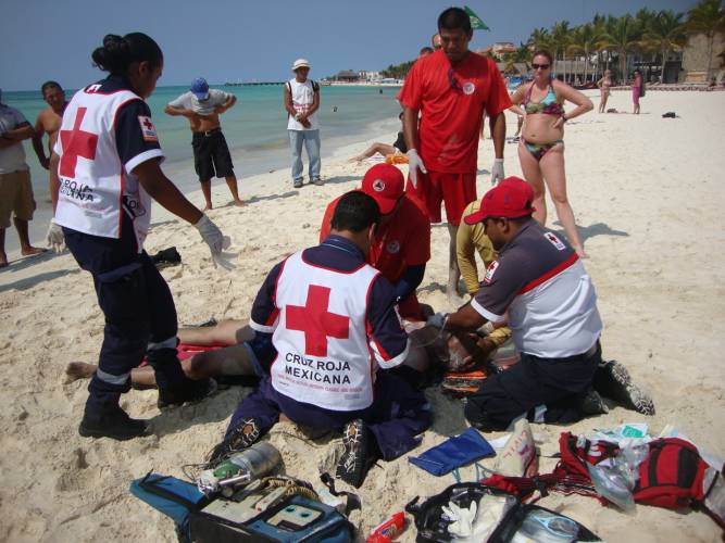 Paramédicos, la cara de la Cruz Roja Paramédicos, la cara de la Cruz Roja