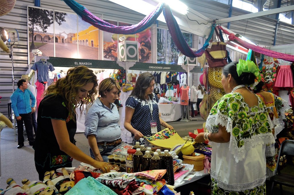 Seder exhibe el trabajo de las mujeres del campo Seder exhibe el trabajo de las mujeres del campo
