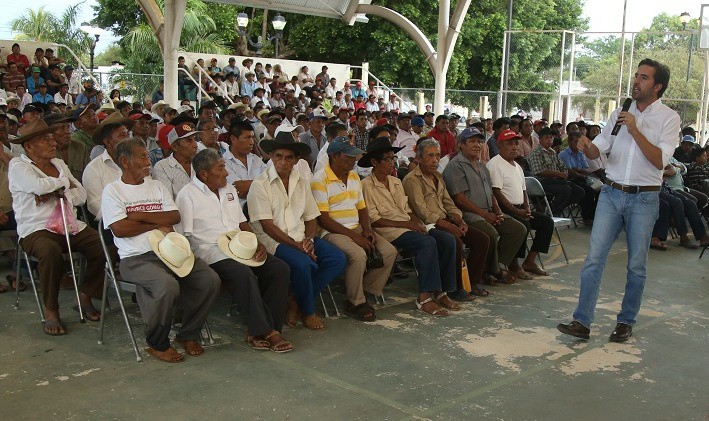 Entregan apoyos a productores de Espita Entregan apoyos a productores de Espita