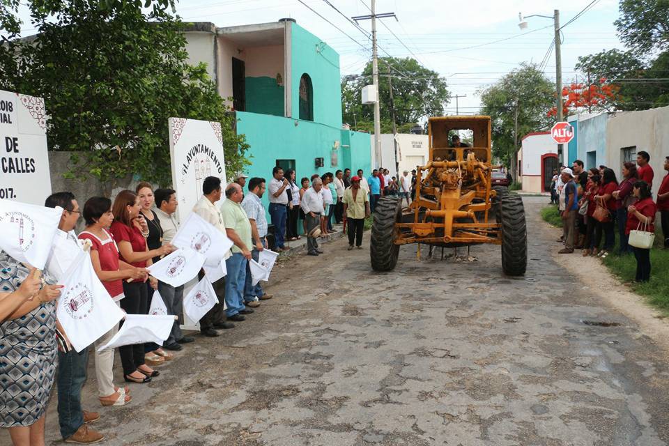Rehabilitan calles de Valladolid y aprueba cabildo 34 obras Rehabilitan calles de Valladolid y aprueba cabildo 34 obras