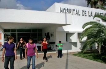 Buena atención con recursos limitados: Hospital de la Amistad. Buena atención con recursos limitados: Hospital de la Amistad.