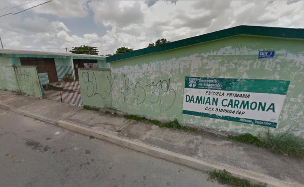Piden destitución de directora en la "Damián Carmona" Piden destitución de directora en la "Damián Carmona"