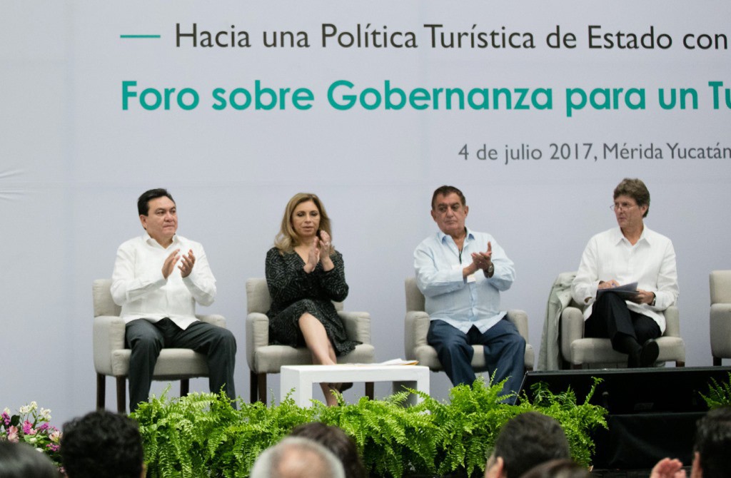 Para fortalecer el turismo, hay que fortalecer las instituciones Para fortalecer el turismo, hay que fortalecer las instituciones